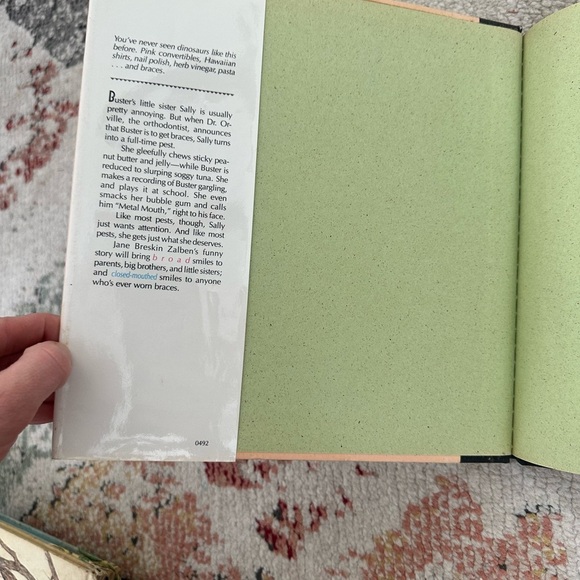 Vintage 90s Children’s Book Buster Gets Braces Book - Picture 3 of 7